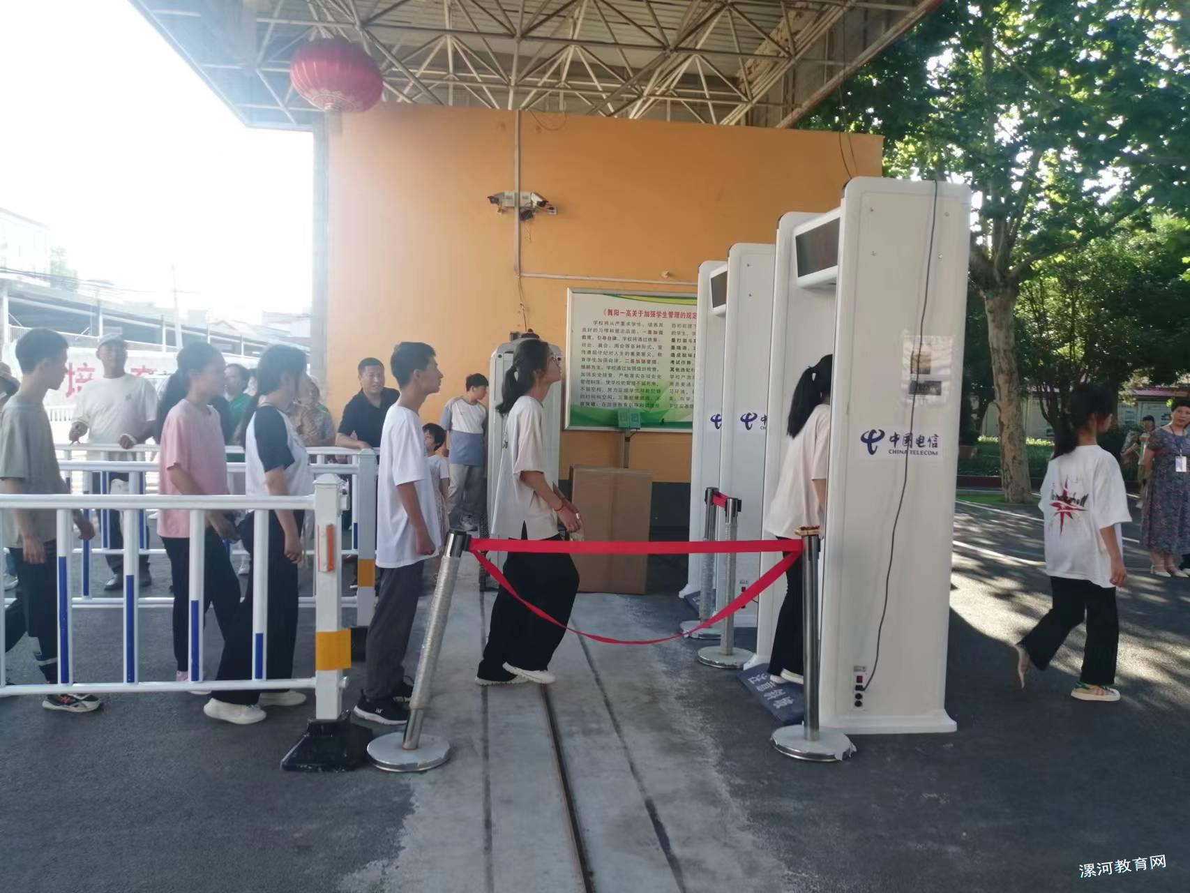 41f8a315101771c109b40bfc89a64b9.jpg 41f8a315101771c109b40bfc89a64b9.jpg