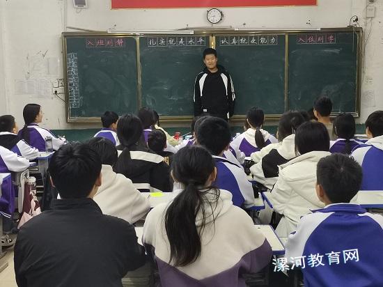 tongxun2.jpg tongxun2.jpg