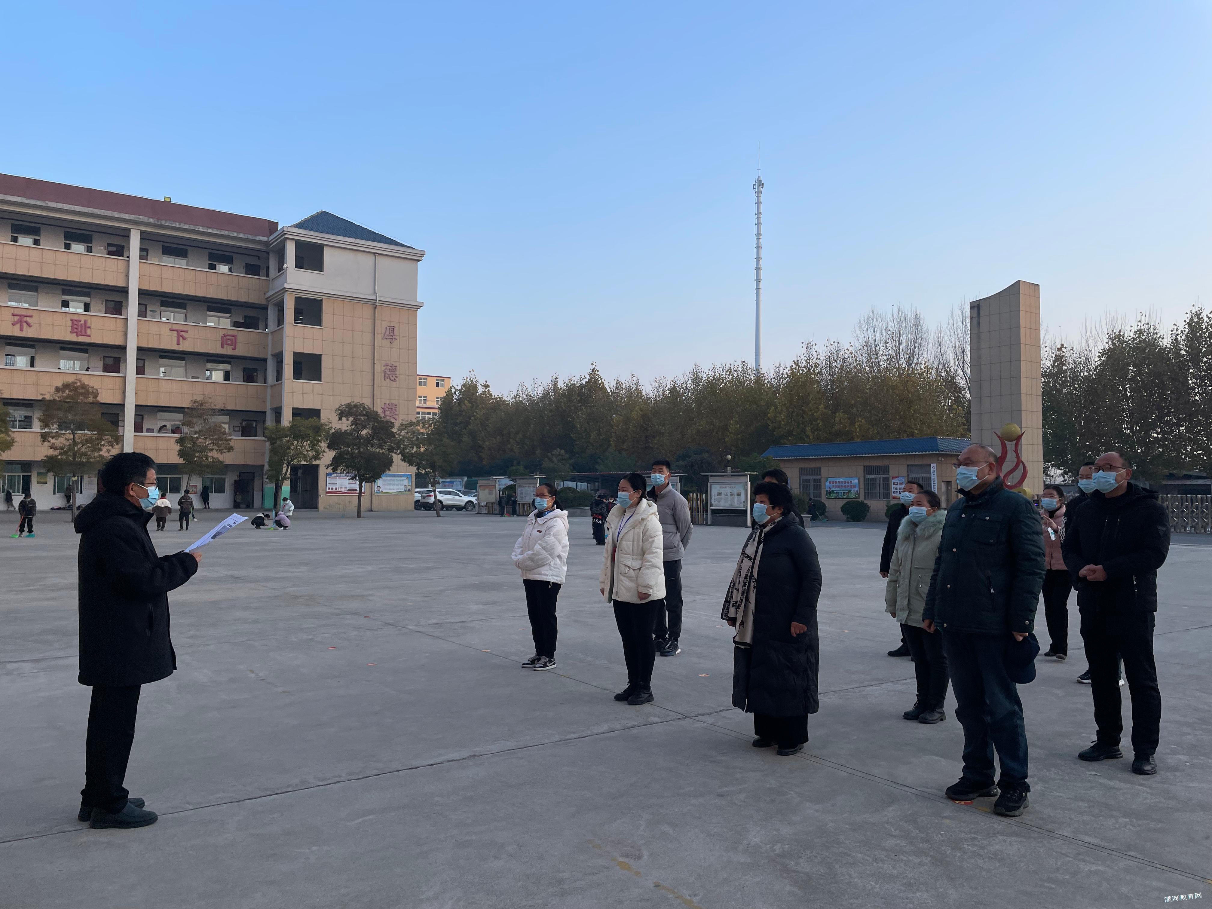 领导.jpg 领导.jpg