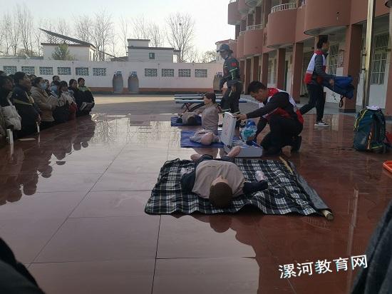 tongxun3.jpg tongxun3.jpg