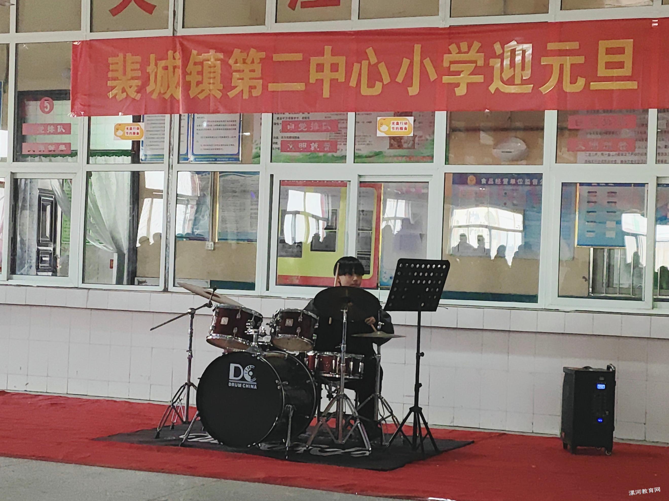 7bd5d77f2432ae3b60ae9119a7e7bd6.jpg 7bd5d77f2432ae3b60ae9119a7e7bd6.jpg