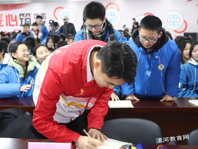 ae4889de9c064c3f9308060c727d4c96.jpg ae4889de9c064c3f9308060c727d4c96.jpg