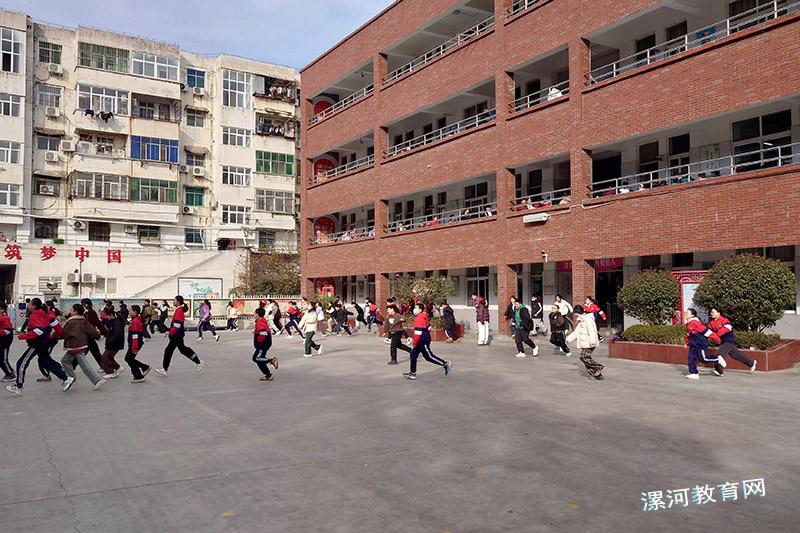 微信图片_20241208204402.jpg 微信图片_20241208204402.jpg