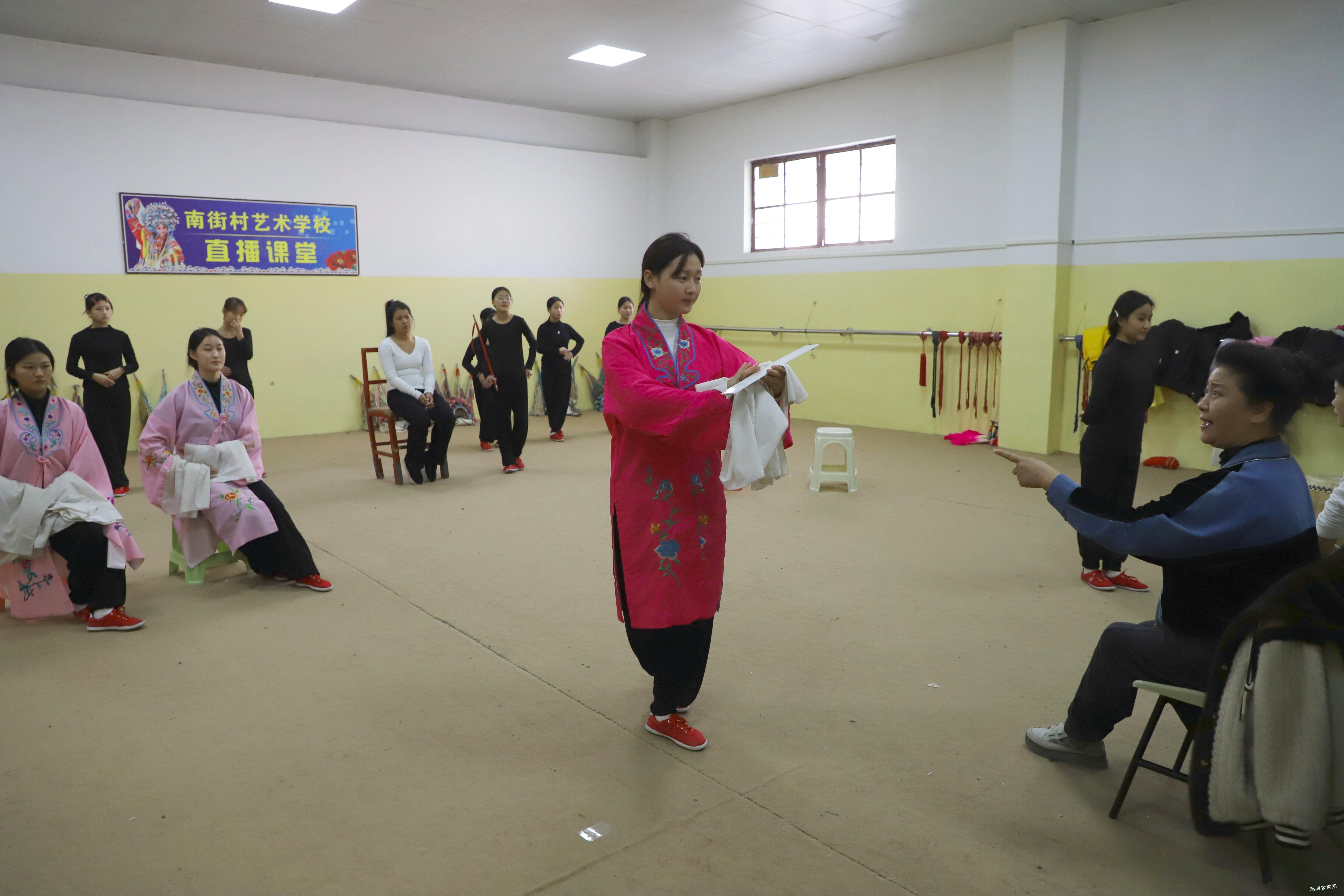 IMG_2963.jpg IMG_2963.jpg